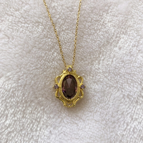 Diamond-embedded Light Luxury Ladies Clavicle Chain - Image 2