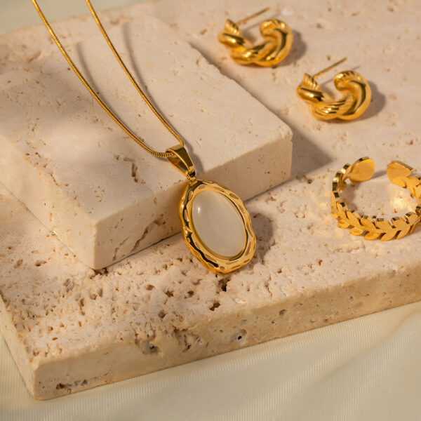 Stainless Steel 18K Gold Plated Natural Stone Pendant Necklace - Image 5