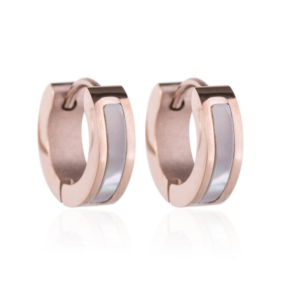 Black Eound Earrings - Image 3