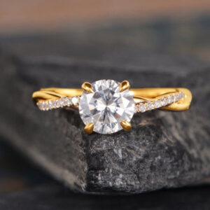 Inlaid Zircon Ring Hand Jewelry