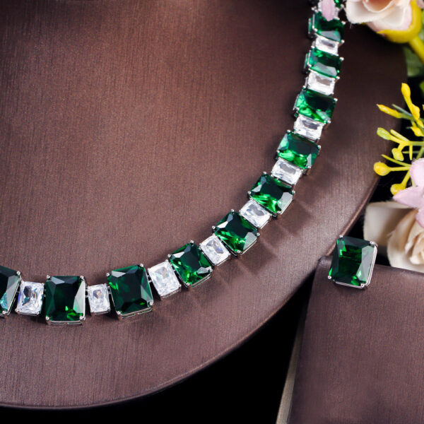 Women's Necklace Earrings Wedding Dress Set - Image 5