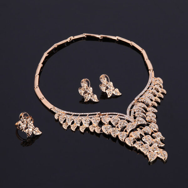 Crystal Necklace And Ear Jewelry Set Of Four Bridal Banquet Jewelry Set - Image 4