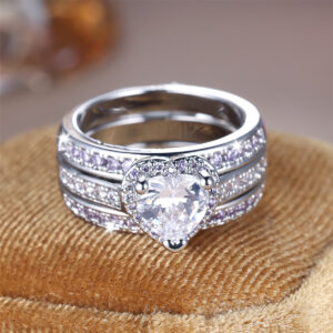 Women's Simple Personality Heart And Circle Ring