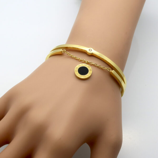Metal Numbers Rome Fringed Bracelets for Women - Image 4