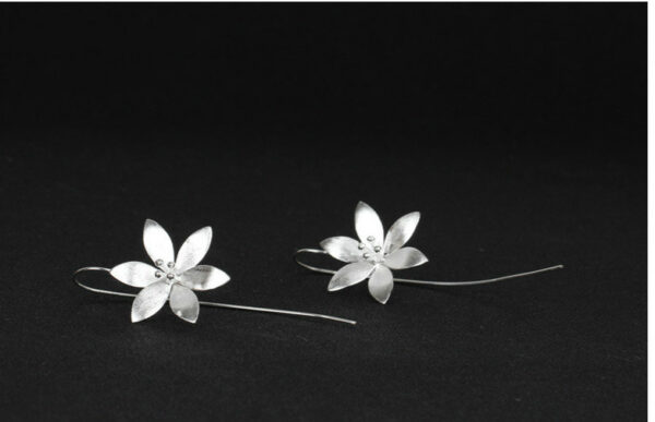 Lotus silver earrings - Image 3