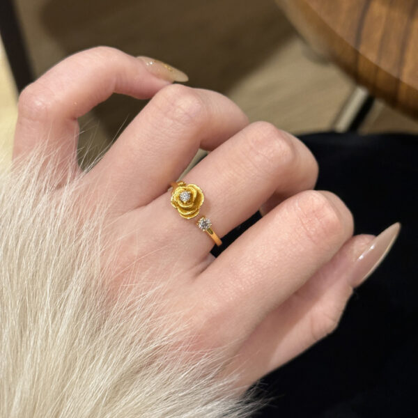 Gold Brushed Rose Shiny Diamond Ring Women's All-match High Sense Retro Affordable Luxury - Image 4