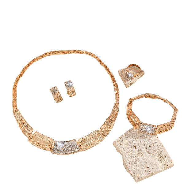 Luxury Earrings Necklace ornament Fashion Jewelry Set - Image 4