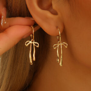 Fashion Minimalist Bowknot Stud Earrings