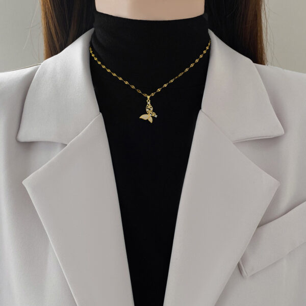 Zircon Cute Butterfly Luxury Necklace - Image 4
