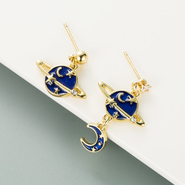 European And American Fashion Planet Moon Earrings - Image 3