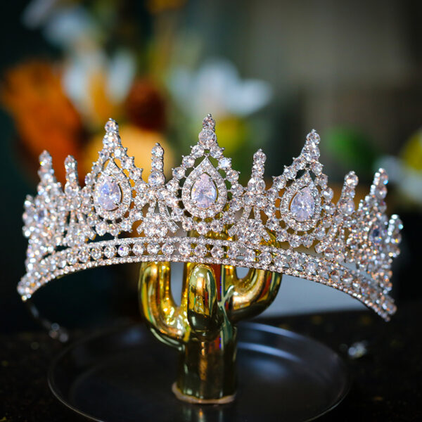 Luxury Cubic Zirconia Crown Crystal Bridal Tiaras Crowns Que - Image 4