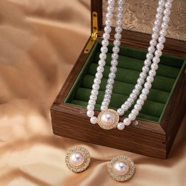 Retro Beach Vacation Style Stylish Elegant Necklace Earings Set - Image 2