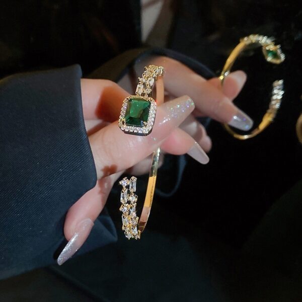 Emerald Open-ended Bracelet Light Luxury Temperament - Image 2