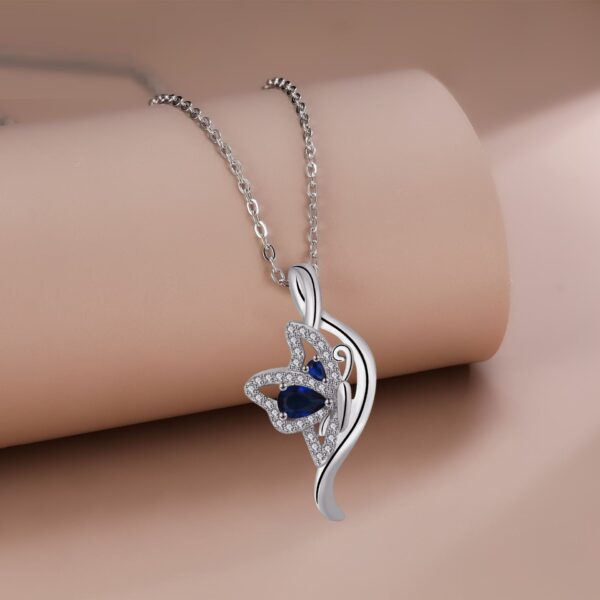 Fashion High-end Unlimited Butterfly Necklace Female Temperament