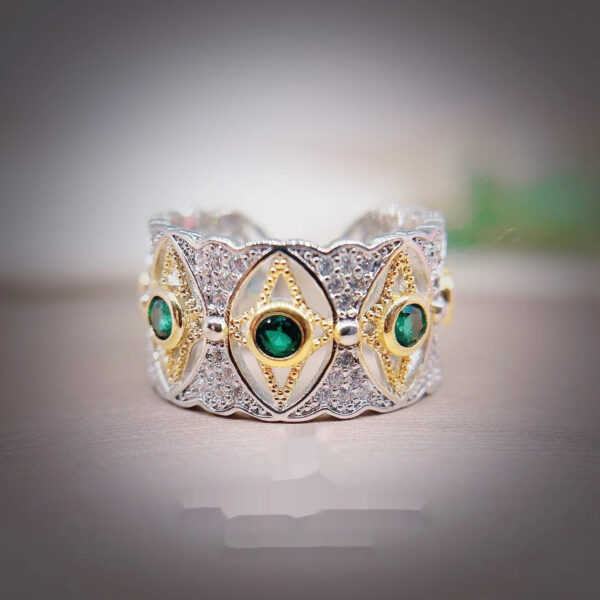 Fashion French Italian Retro Stud Earrings - Image 5