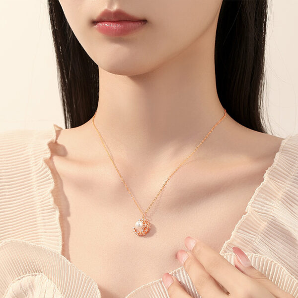 925 Sterling Silver Korean Style Starry Sky Moon Necklace Elegant Ins Style